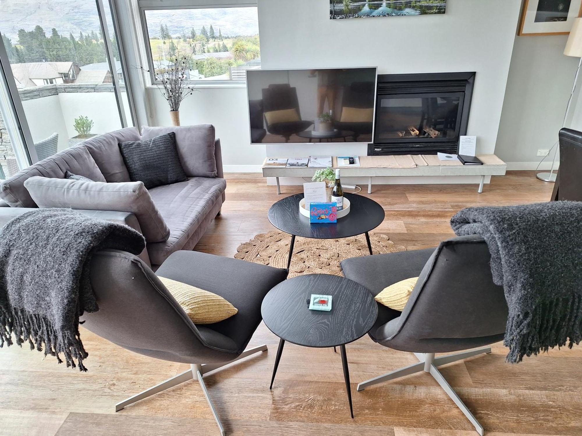 Pure Retreat Lake View Queenstown Buitenkant foto